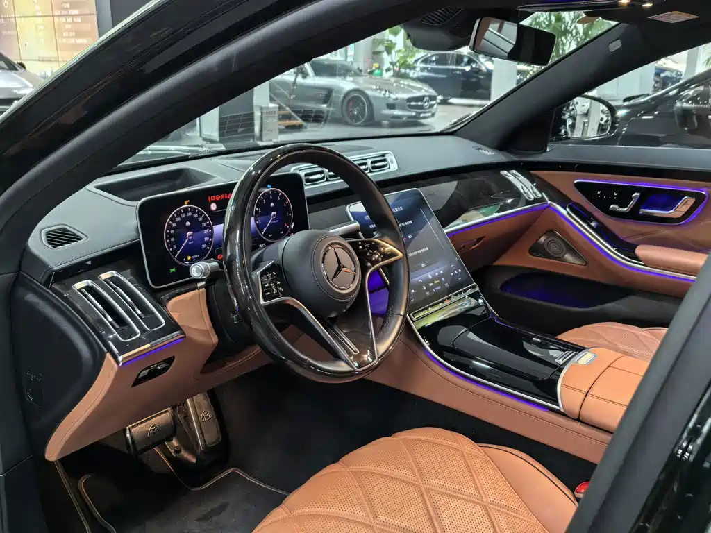 Mercedes-Benz S-Class — миниатюра 14