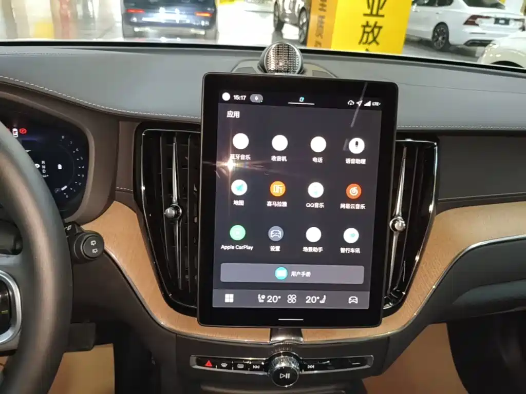 Volvo XC60 — миниатюра 13