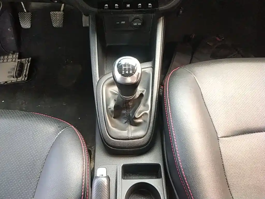 Hyundai Verna - фото 14