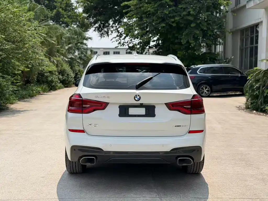 BMW X3 — миниатюра 5