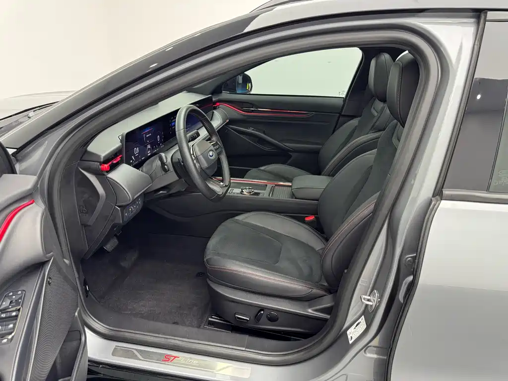 Ford Evos — миниатюра 8
