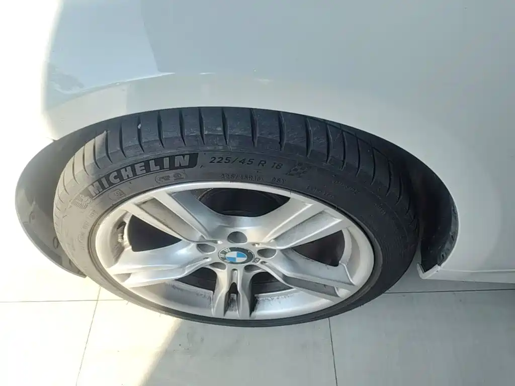 BMW 3 Series — миниатюра 23