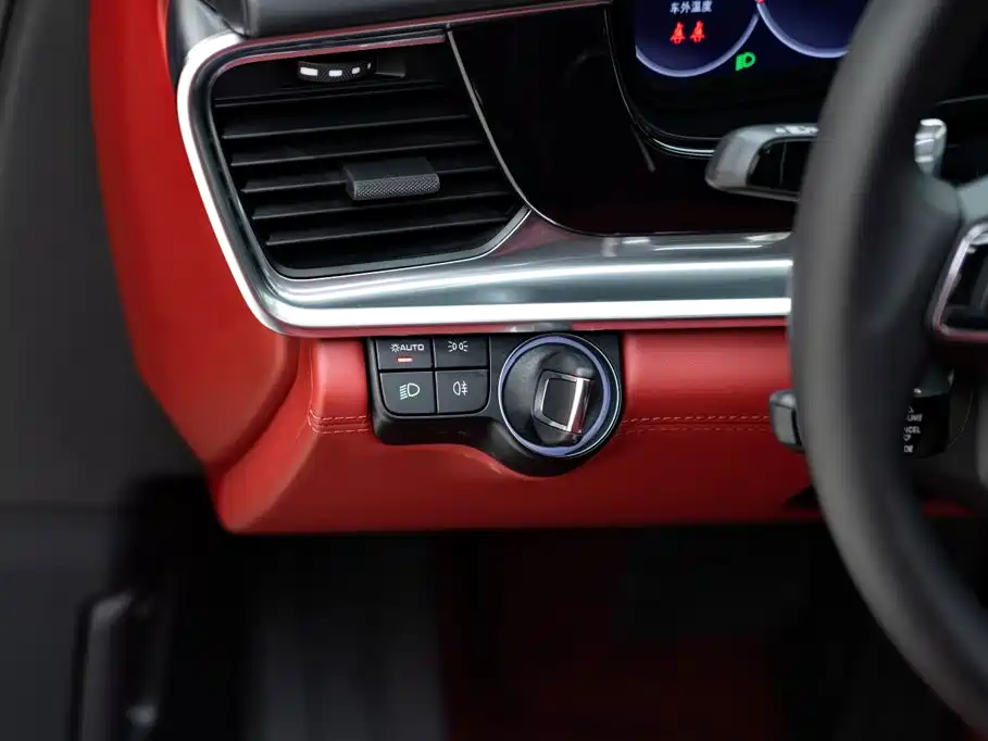 Porsche Panamera — миниатюра 22