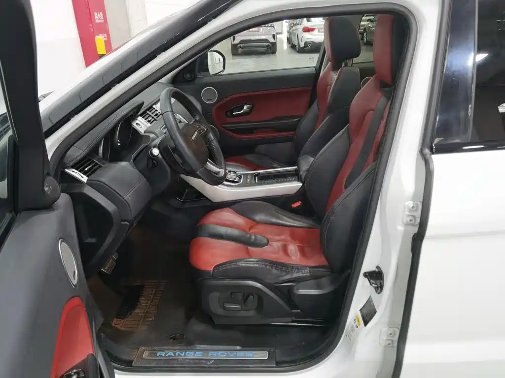 Land Rover Evoque (Import) — миниатюра 10