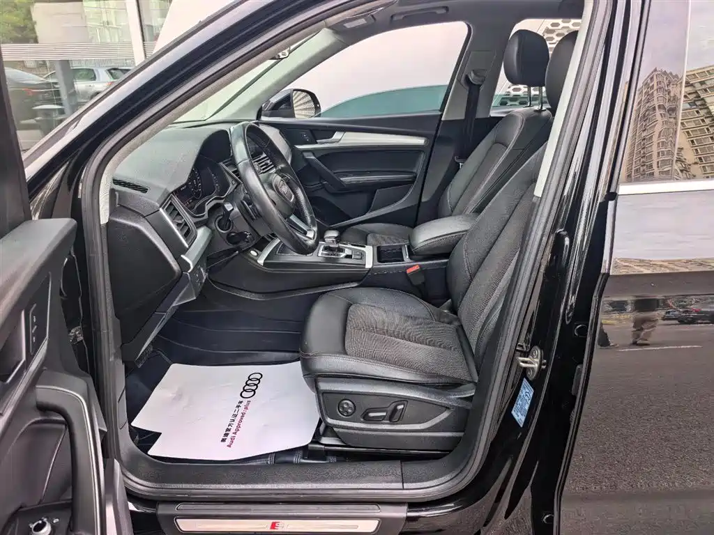 Audi Q5L — миниатюра 6