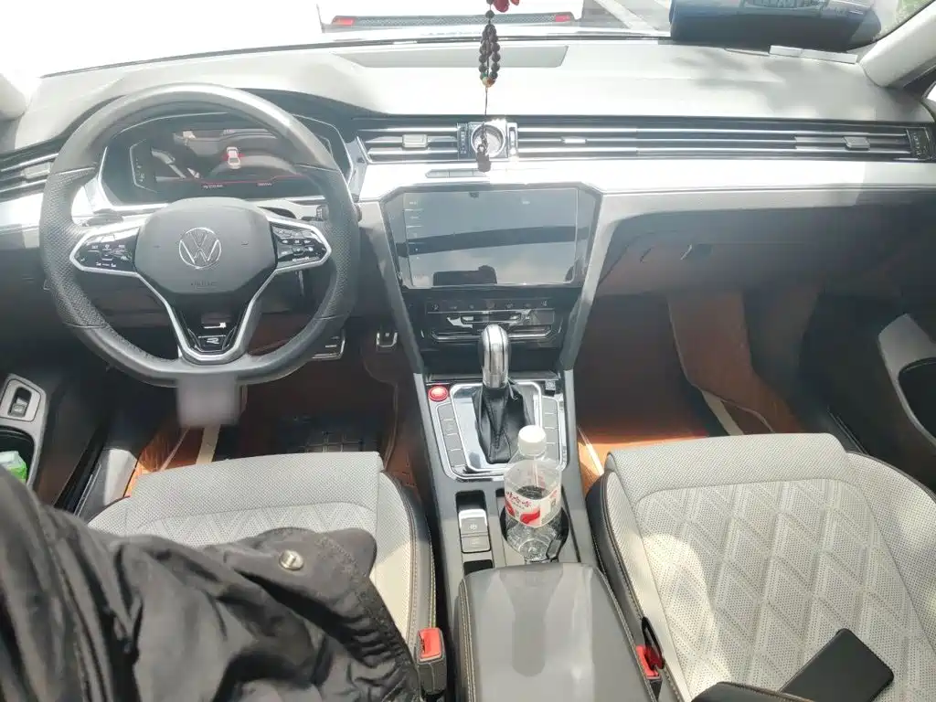 Volkswagen Tiguan L — миниатюра 10
