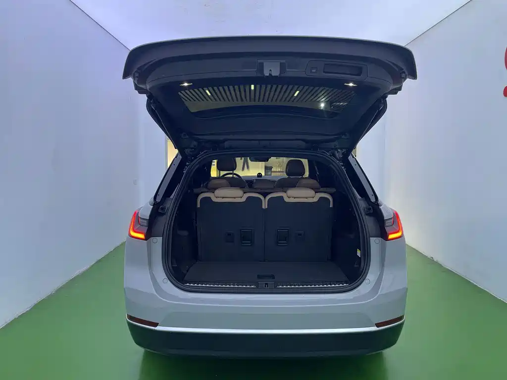 NIO ES8 — миниатюра 14