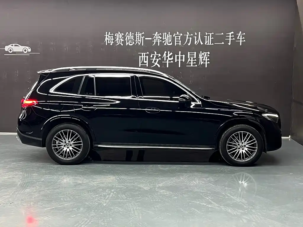 Mercedes-Benz GLC 2025 GLC 300 L 4MATIC 5 мест