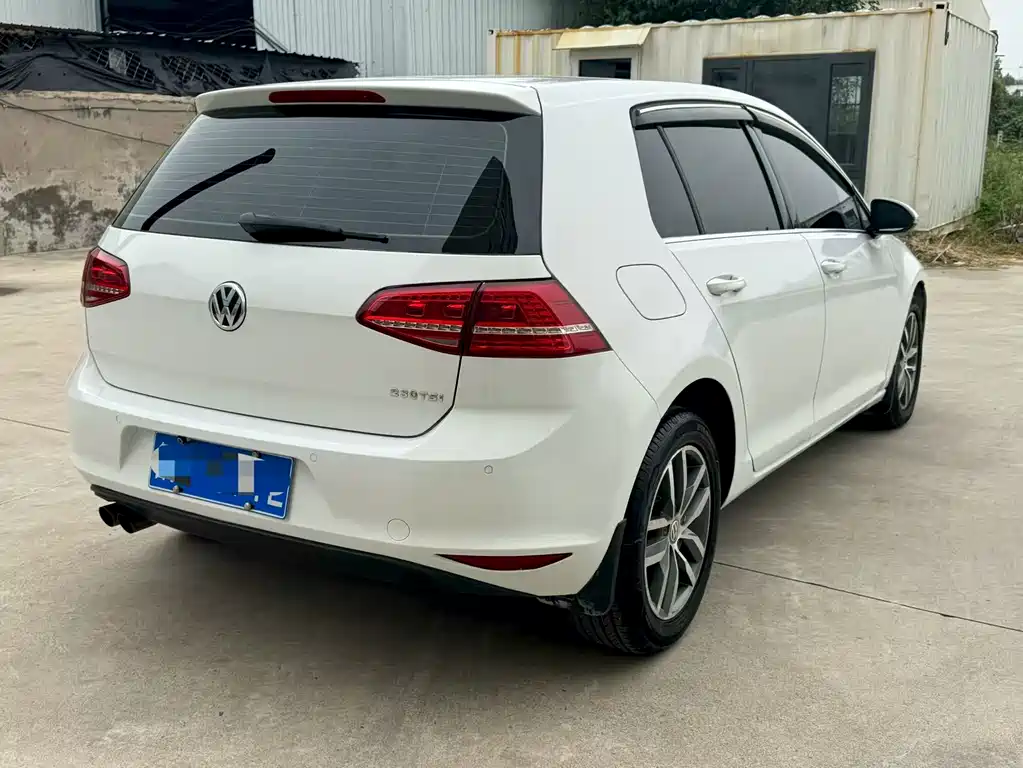 Volkswagen Golf — миниатюра 4