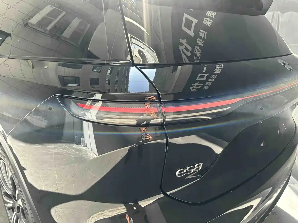 NIO ES8 2024 75kWh Executive