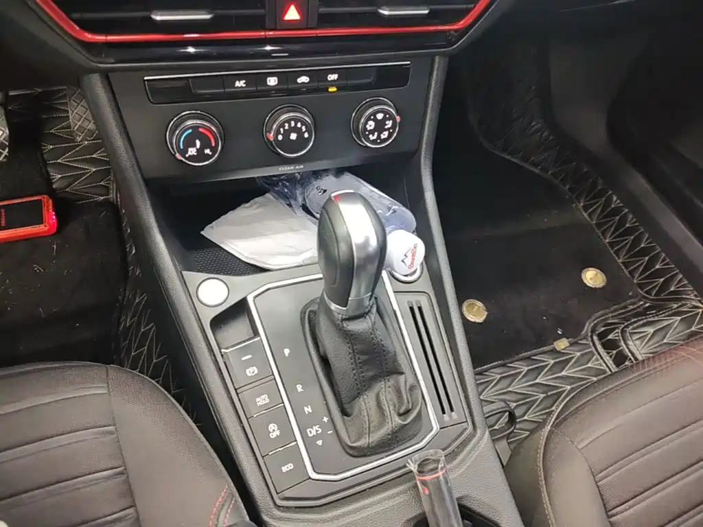 Volkswagen Lavida — миниатюра 14