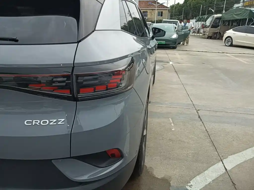 Volkswagen ID.4 Crozz — миниатюра 8