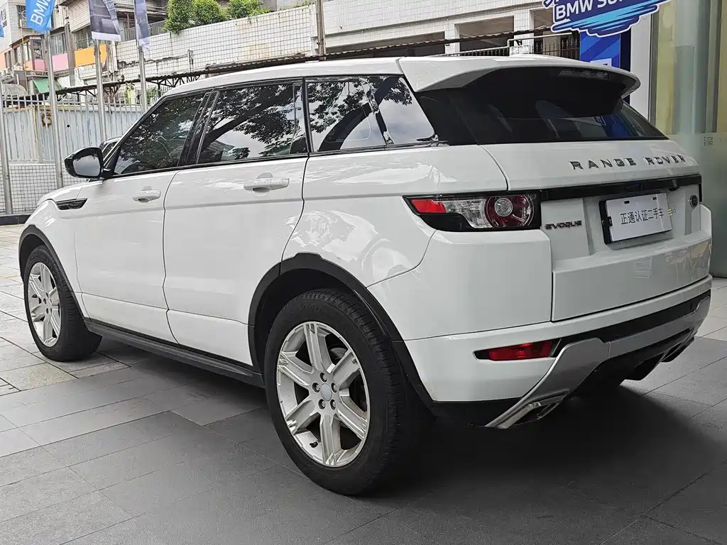 Land Rover Evoque — миниатюра 9
