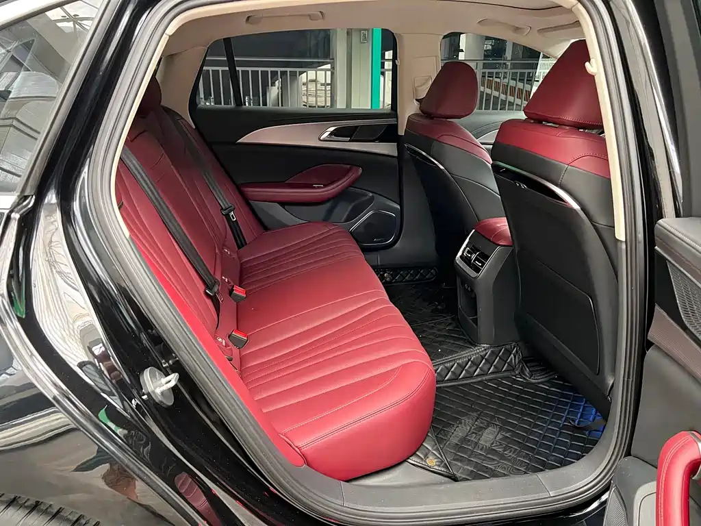 Hongqi Hongqi H5 — миниатюра 7