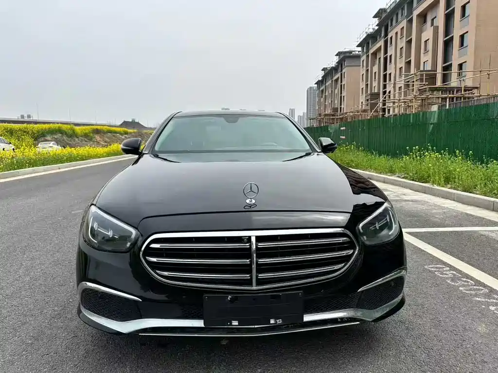 Mercedes-Benz E-Class E 2022 E 300 L Fashion