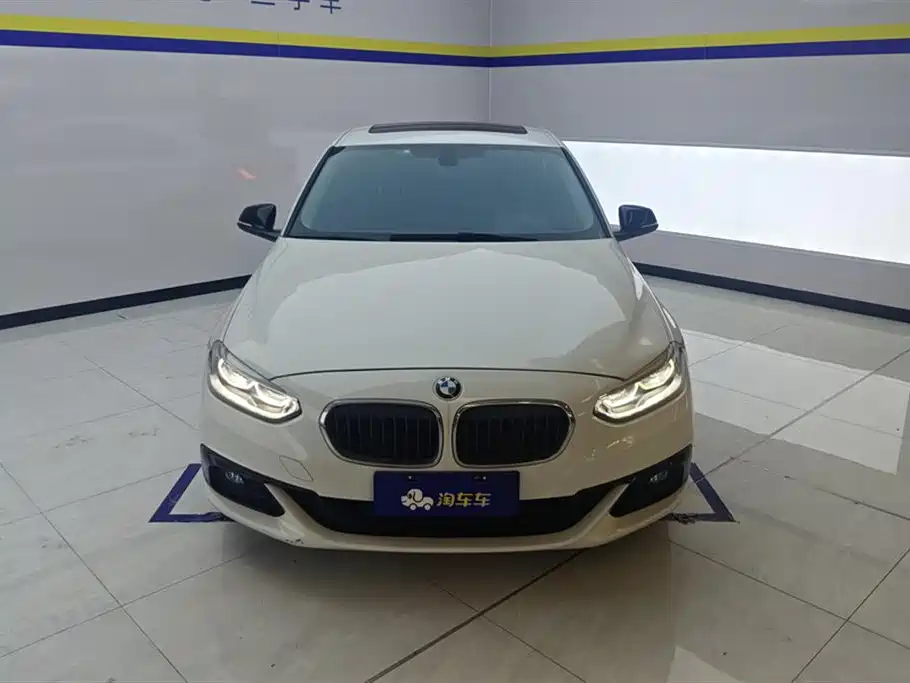 BMW 1 Series 1 2018 118i Sport