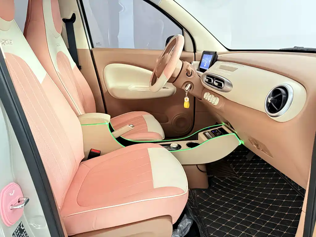 Wuling MINIEV — миниатюра 21