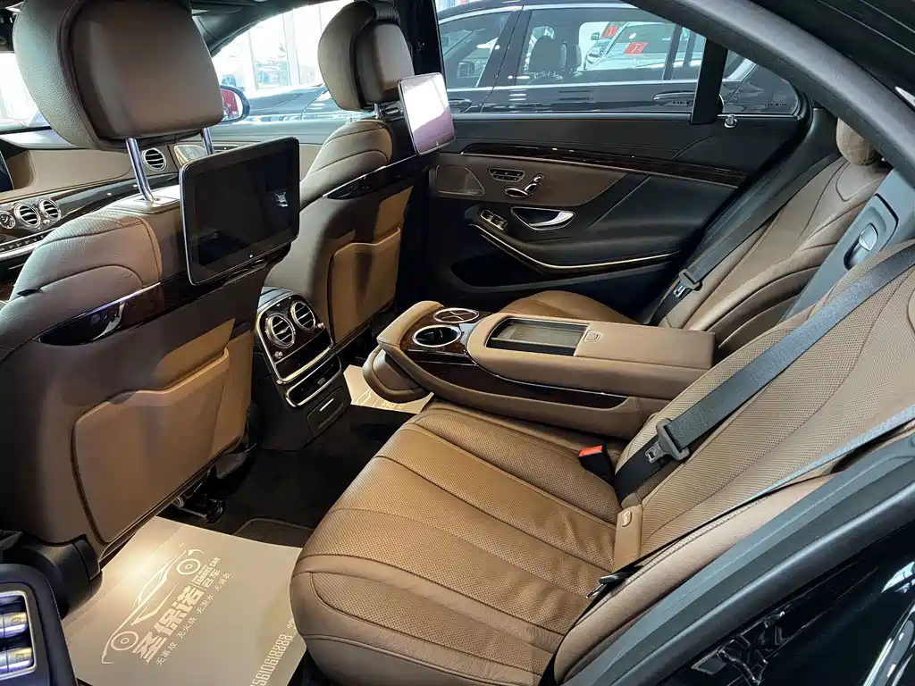 Mercedes-Benz S-Class — миниатюра 18