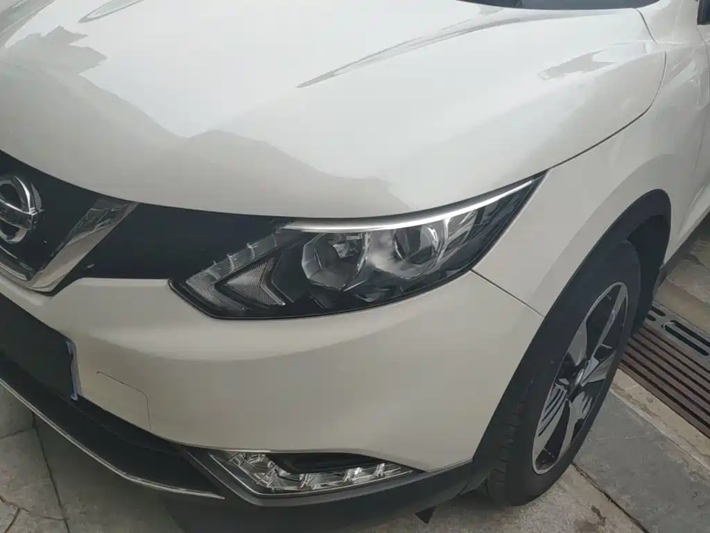 Nissan Qashqai — миниатюра 24