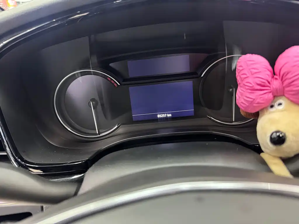 Cadillac XT5 — миниатюра 9
