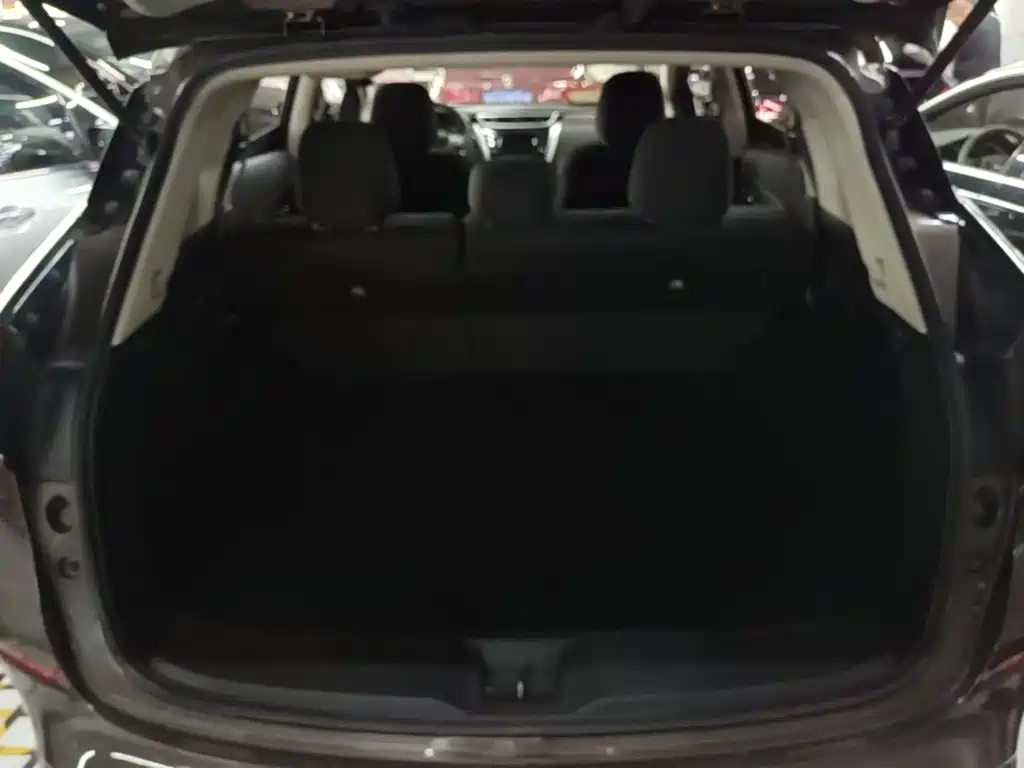Toyota RAV4 — миниатюра 19