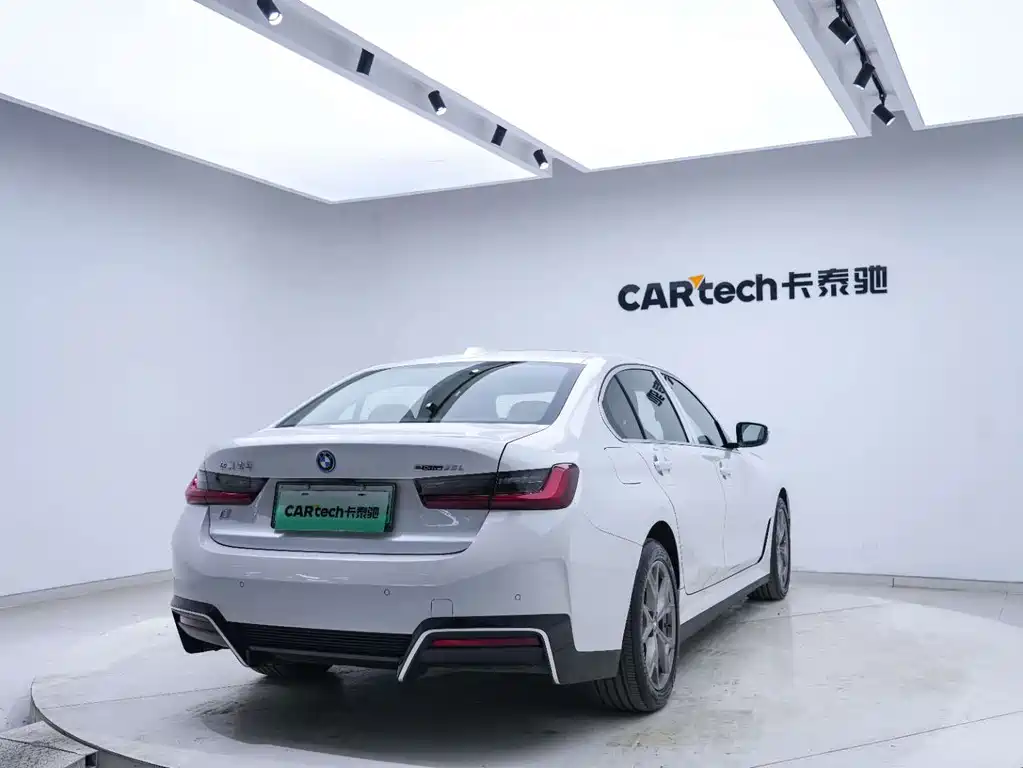 BMW i3 — миниатюра 18