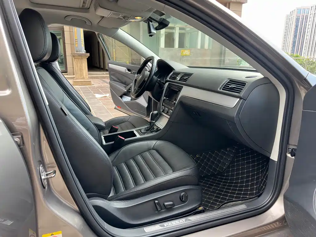 Volkswagen Passat — миниатюра 12