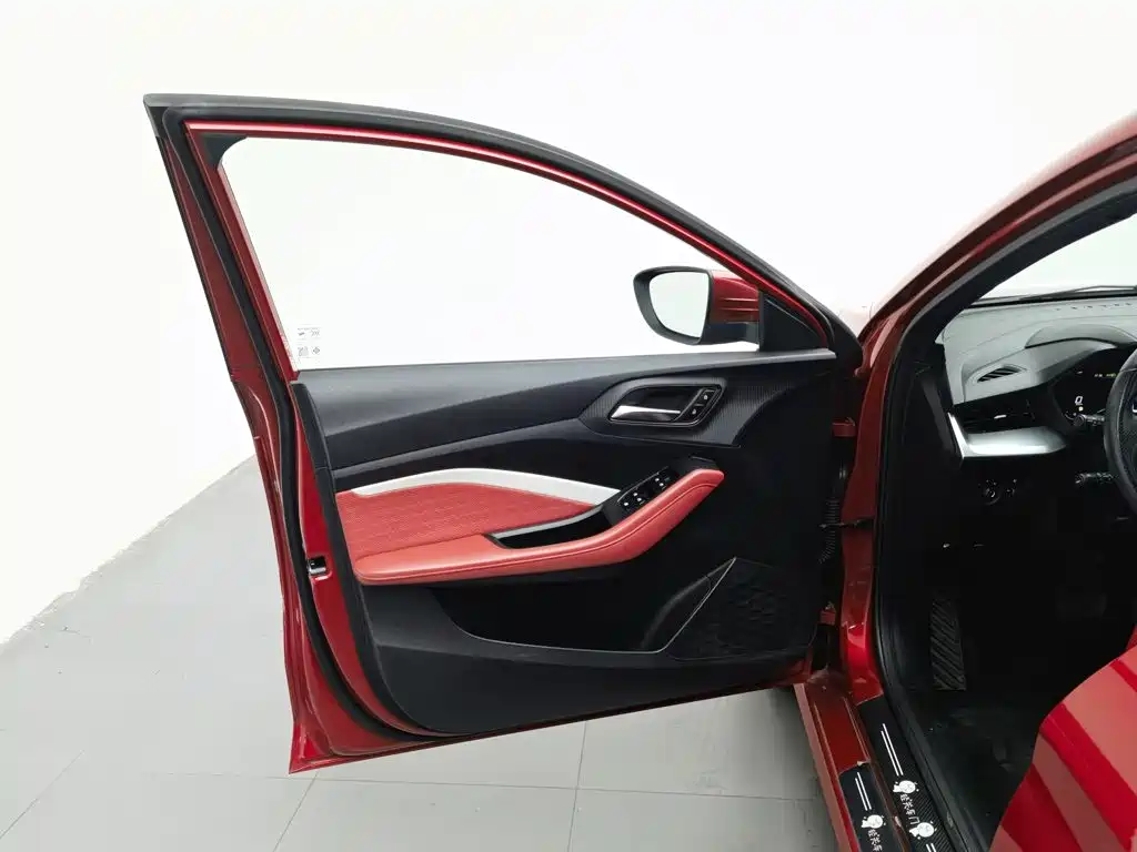 MG MG5 — миниатюра 8