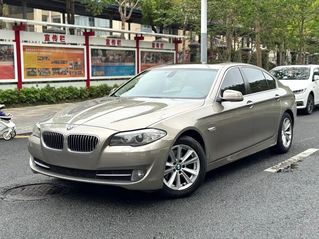 BMW 5 Series 2011