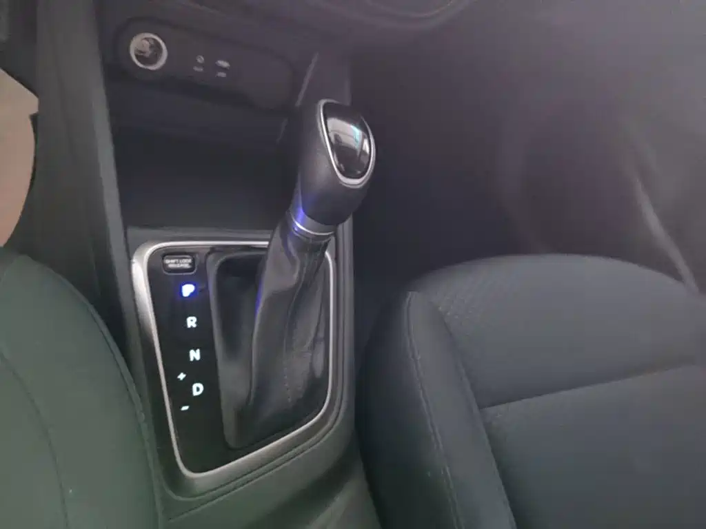 Hyundai Verna — миниатюра 14