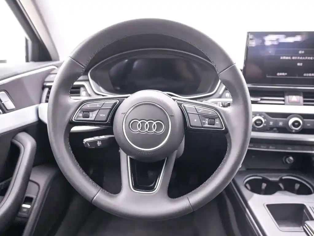 Audi A4L — миниатюра 16