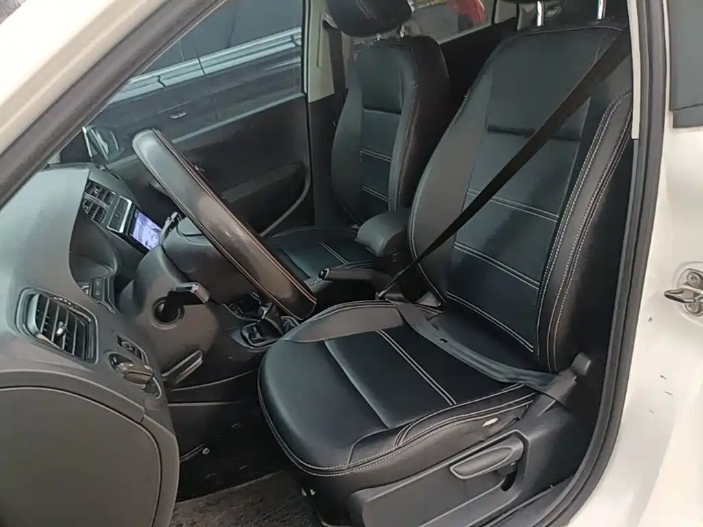 Volkswagen Polo — миниатюра 15