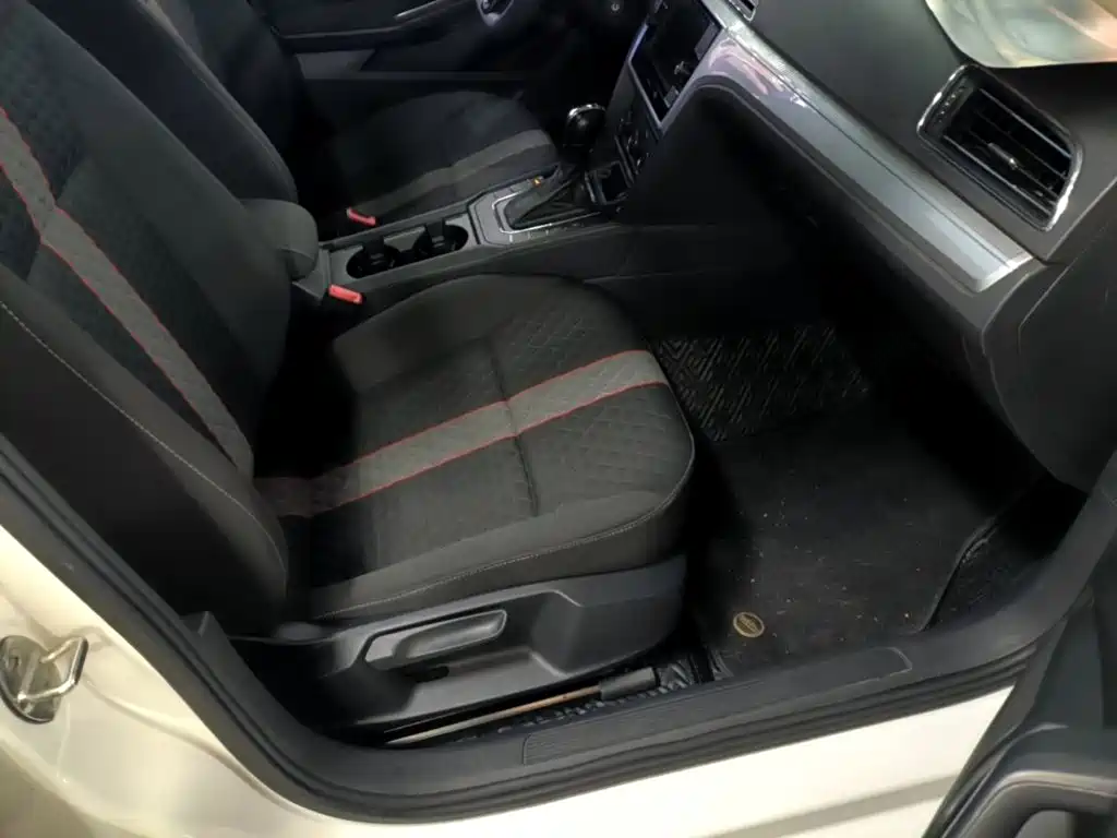 Volkswagen Lamando — миниатюра 25