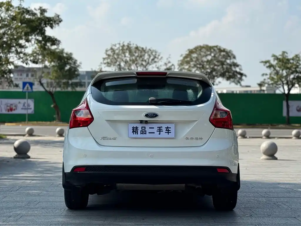 Ford Focus — миниатюра 7