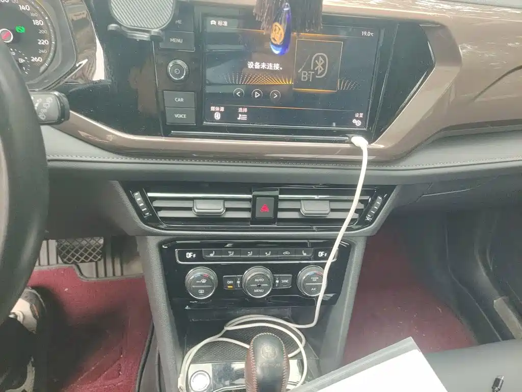 Volkswagen Tharu — миниатюра 9