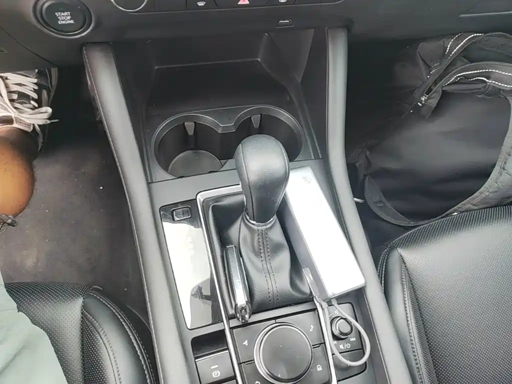 Mazda 3 Axela — миниатюра 14
