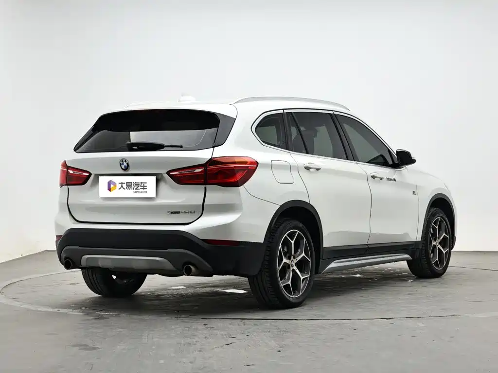 BMW X1 — миниатюра 3