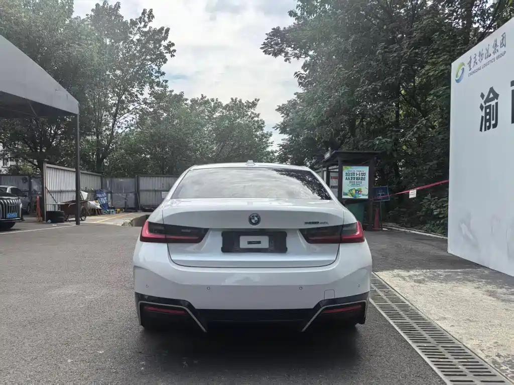 BMW i3 — миниатюра 6