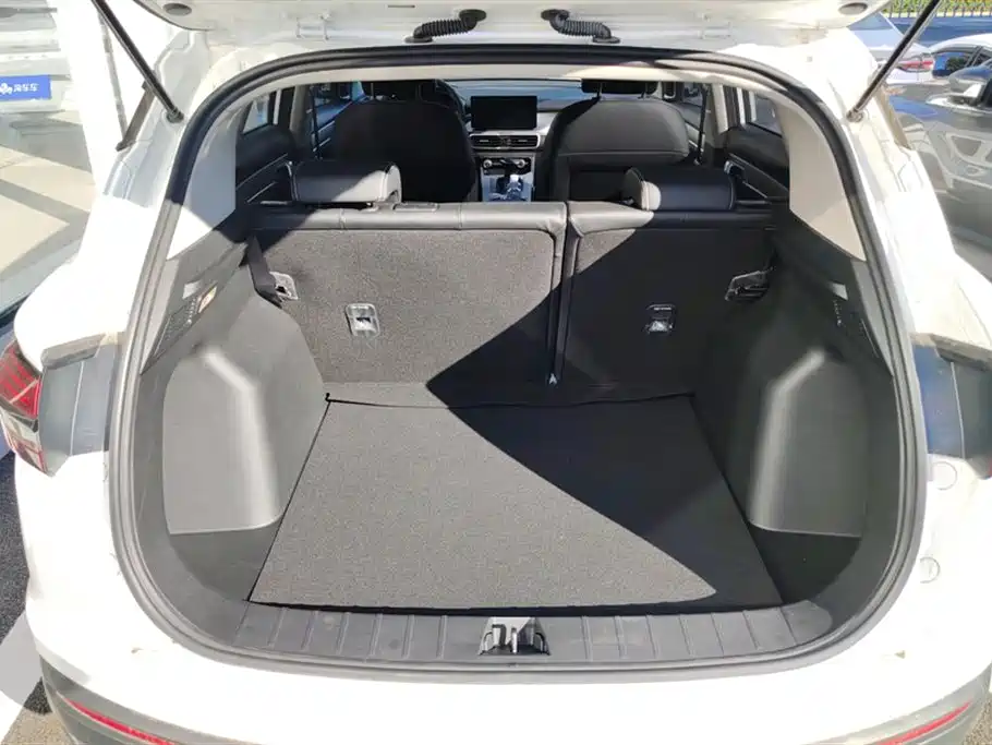 GEELY AUTOMOBILE BINYUE