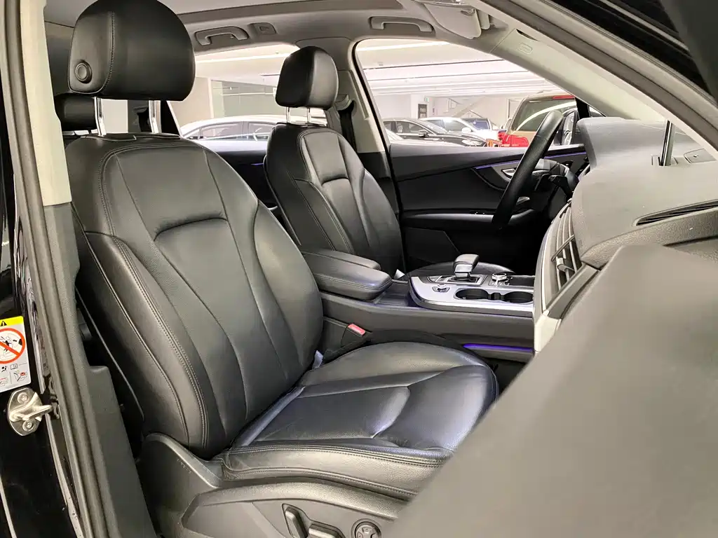 Audi Q7 — миниатюра 13