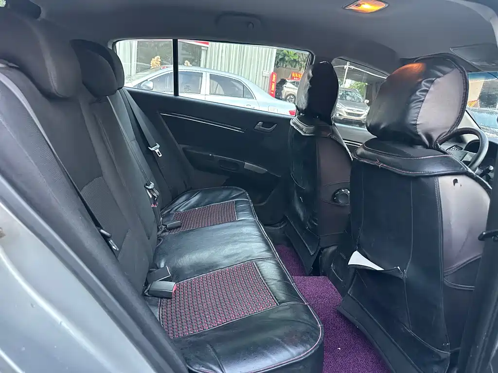 Geely Emgrand Classic — миниатюра 10