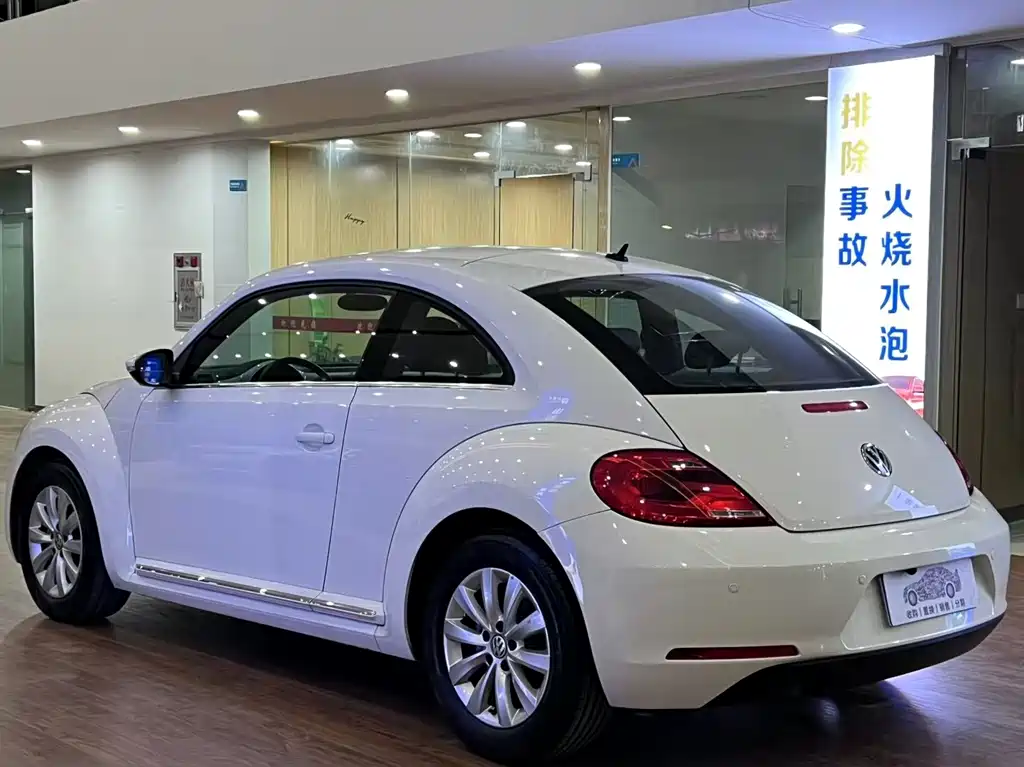 Volkswagen Beetle — миниатюра 4
