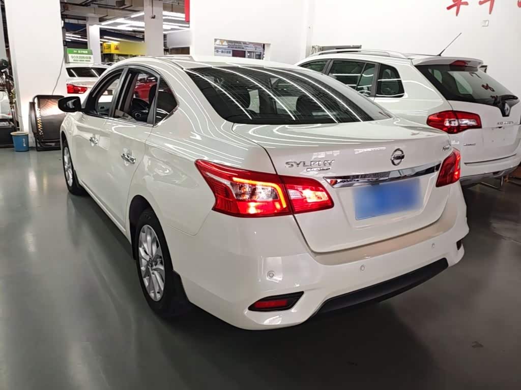 Nissan Sylphy 1.6 л 2024 г. Белый, пробег 13000 км