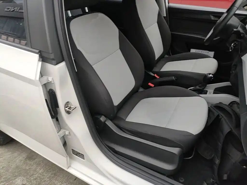 Skoda Fabia — миниатюра 25