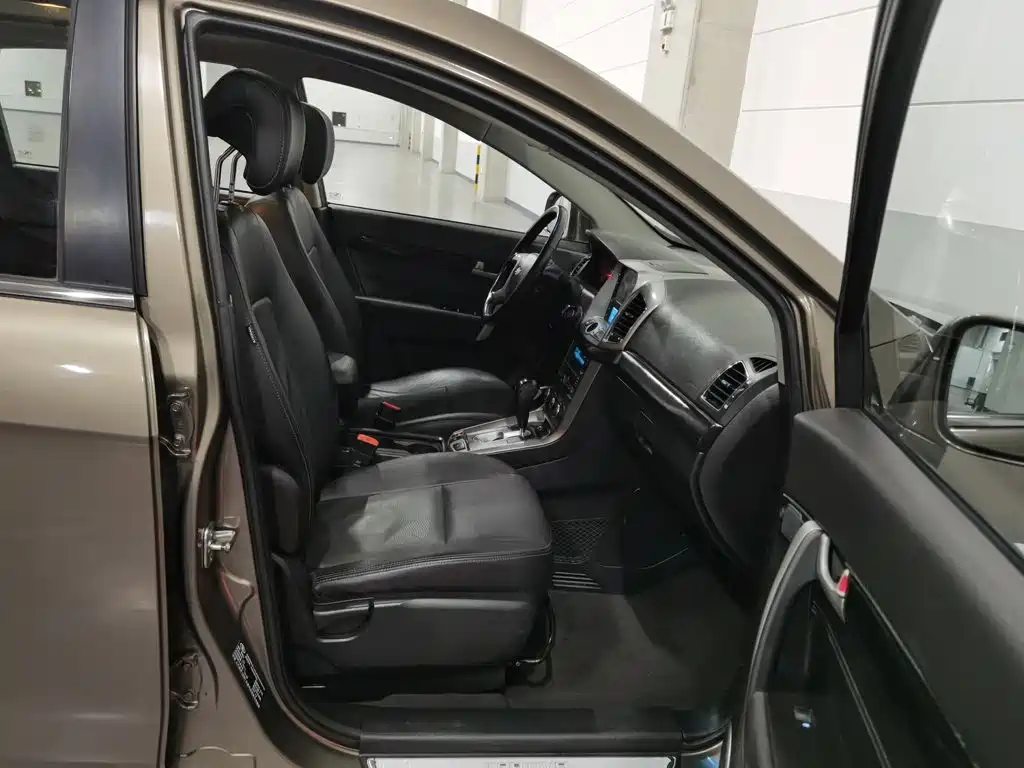 Chevrolet Captiva — миниатюра 23