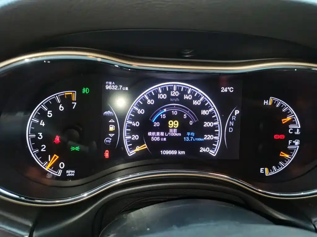 Jeep Grand Cherokee (Import) — миниатюра 12