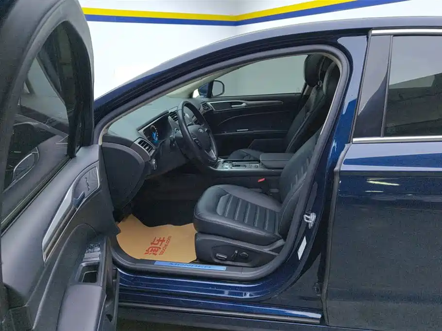 Ford Mondeo 2020 EcoBoost 180 Fashion