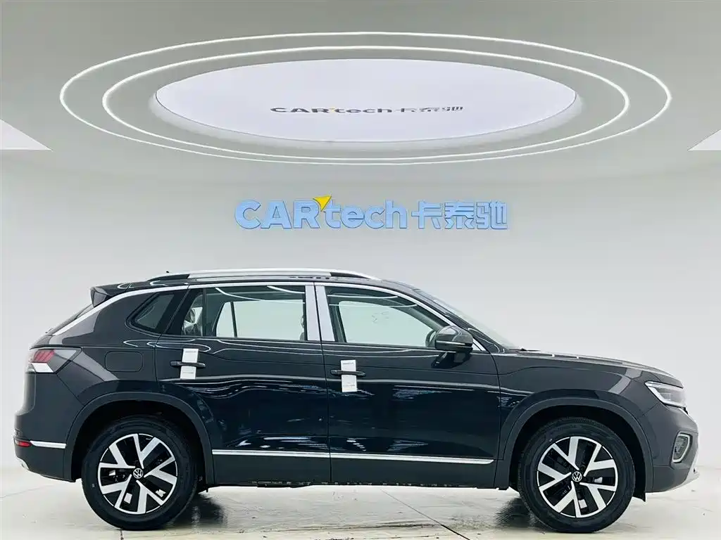 Volkswagen Tayron 2026 3000 300TSI