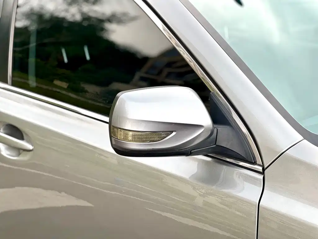 Subaru Legacy 2.0i Luxury Edition, фото 14