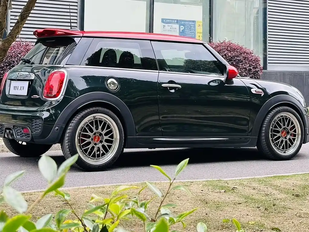Mini JCW 2018 2.0T JOHN COOPER WORKS ALL-IN